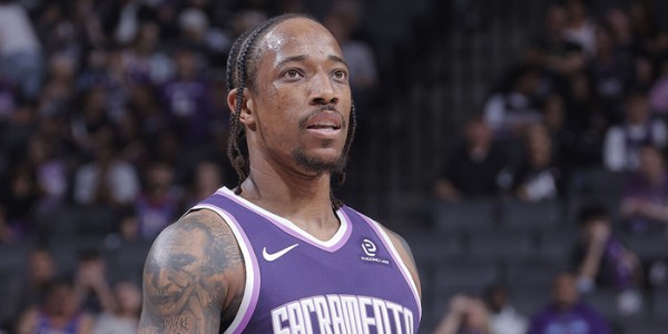 yl23455永利官网-德罗赞砍下41分11助攻 生涯第二次斩获至少40分10助攻|国王|爵士|德玛尔-德罗赞|德马尔·德罗赞|密尔沃基雄鹿队_新浪体育_新浪新闻