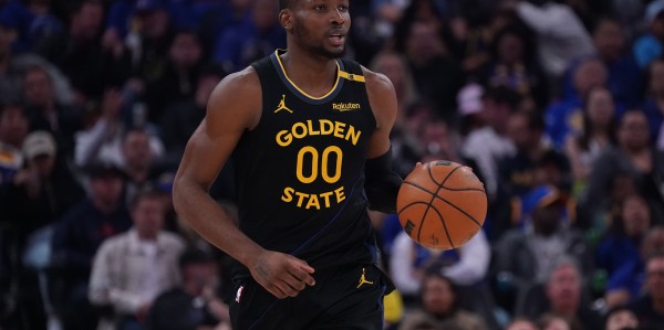 yl23455永利官网-2年4500万&amp;amp;球队选项&amp;amp;放弃否决权！库明加认为勇士报价视其为棋子