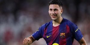 世体：弗里克对鲁尼-巴德吉充满耐心和信心，球员也依然保持热忱